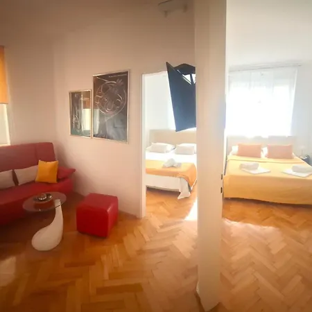 Sunny Center Спліт